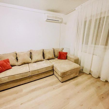 تيميشورا Lovely Apartment In A Quiet Area - Spitalul Judetean L5 المظهر الخارجي الصورة
