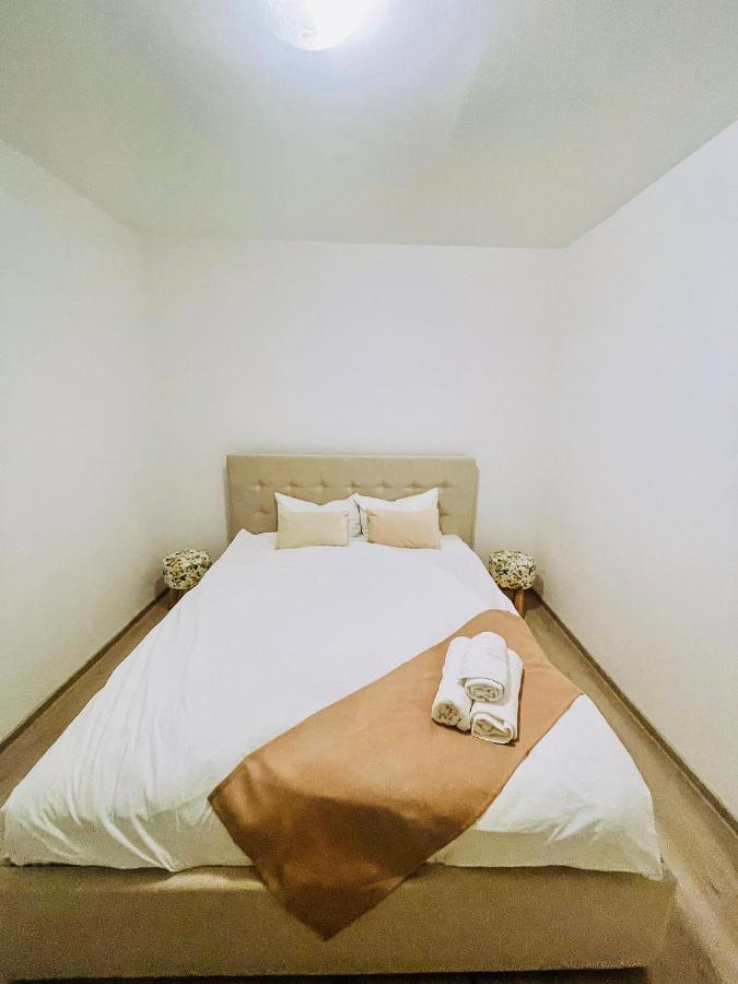 تيميشورا Lovely Apartment In A Quiet Area - Spitalul Judetean L5 المظهر الخارجي الصورة